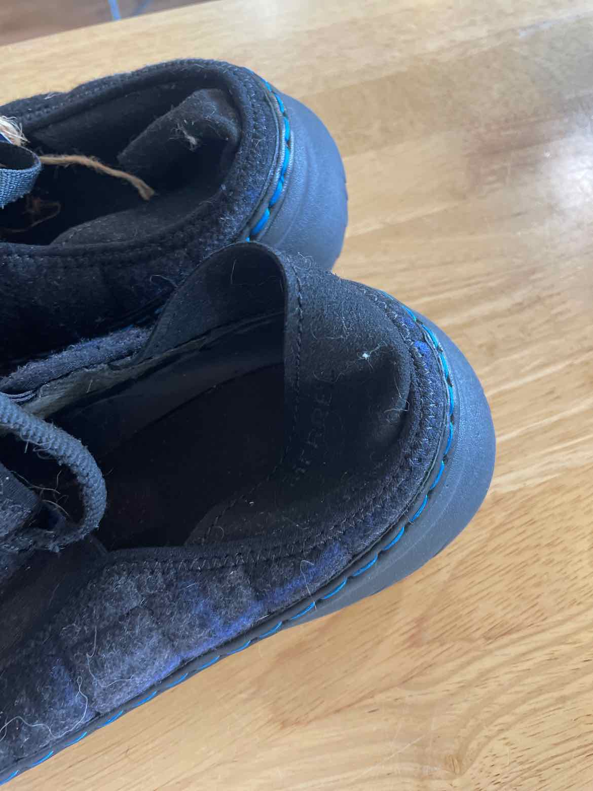 8 Merrell Men's Slippers