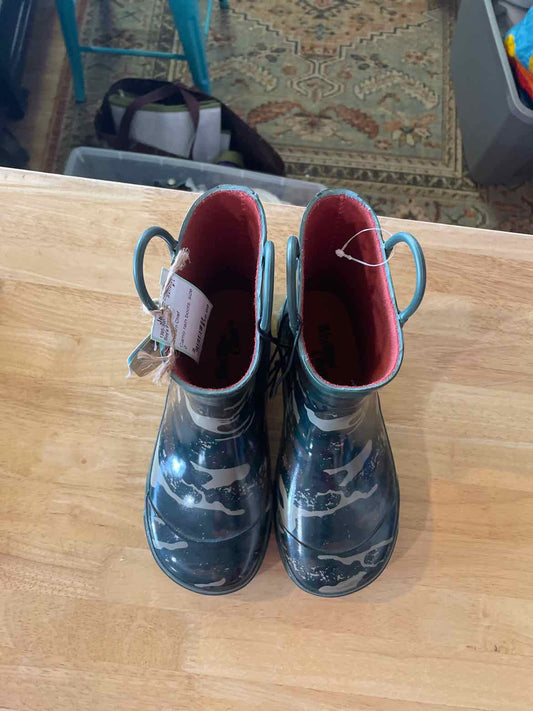 Child Size 2 Western Chief Boy's Footwear