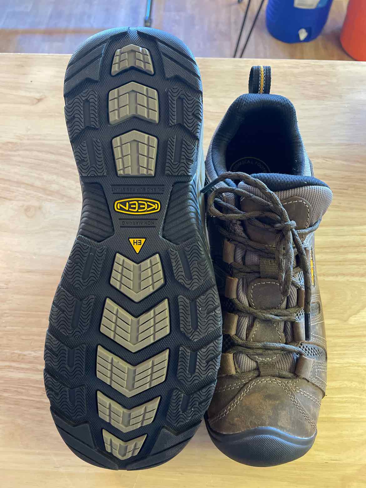 12 Keen Men's Hiking Shoes