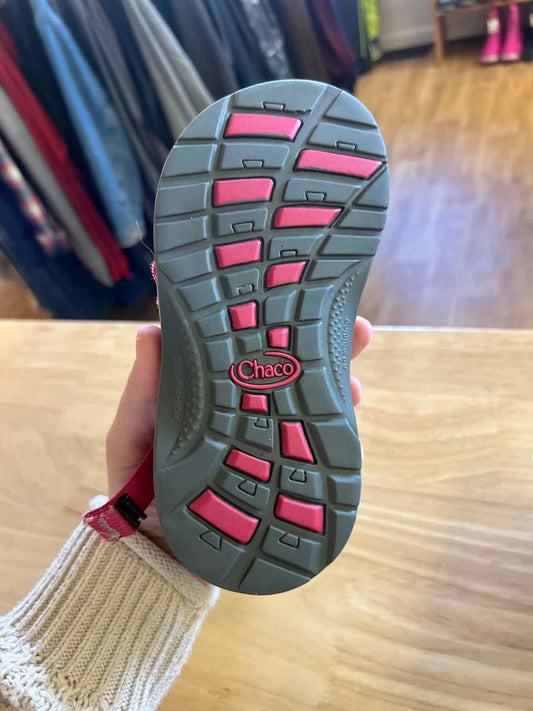 Child Size 1 Chaco Girl's Shoe & Boot