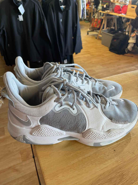 11.5 Nike Men's Shoes