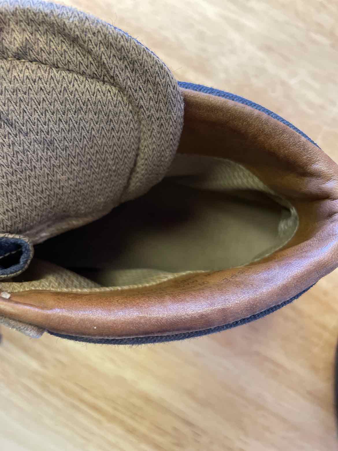 9 vasque Men's Shoes