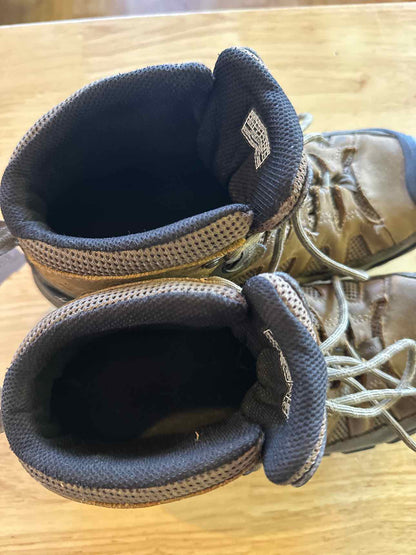 8 Keen Men's Hiking Shoes