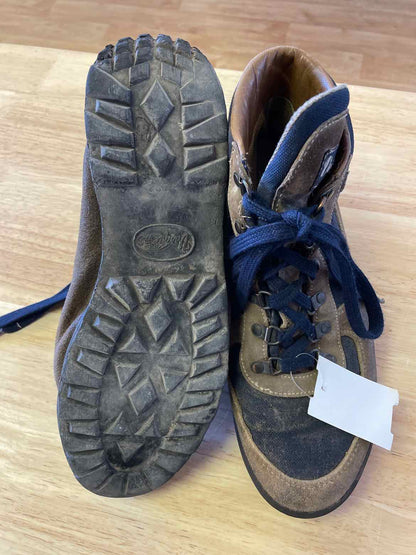 9 vasque Men's Shoes
