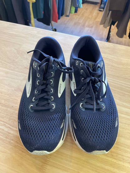 9 Brooks Men's Running Shoes