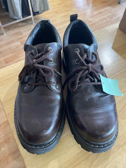 9.5 Sketchers Men's Shoes