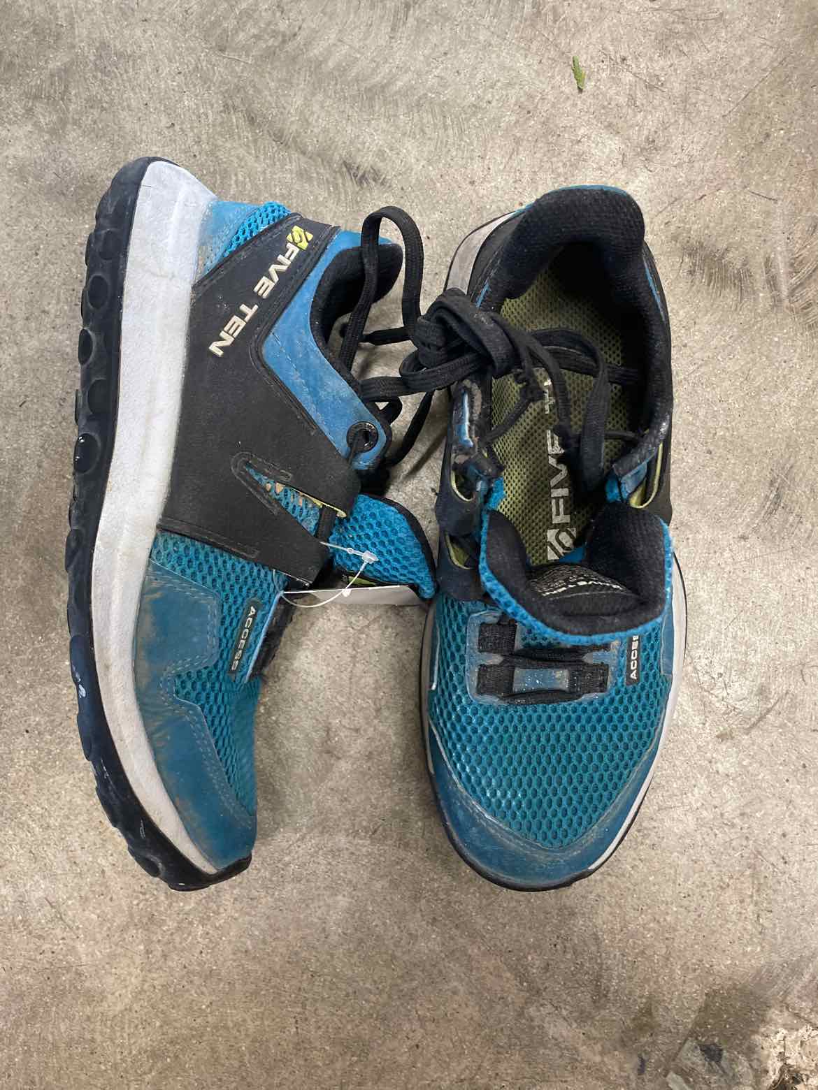 5.10 37 Shoes