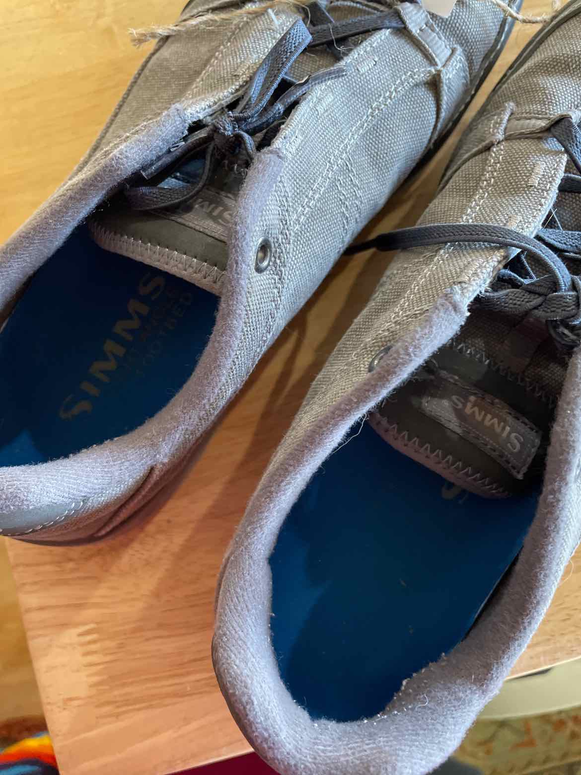 11 Simms Men's Shoes