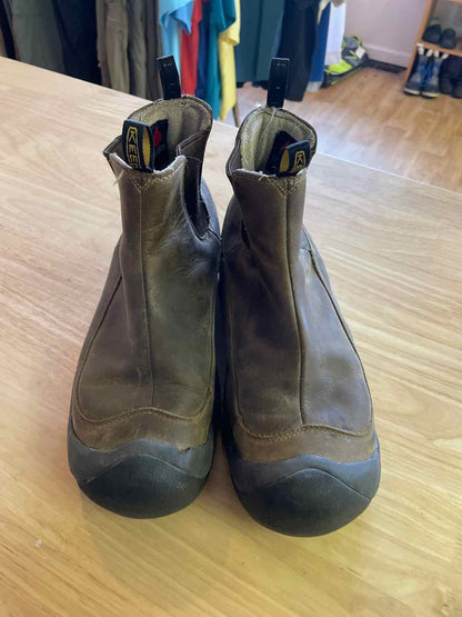 10 Keen Men's Boots