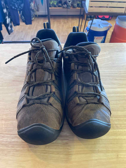 12 Keen Men's Hiking Shoes
