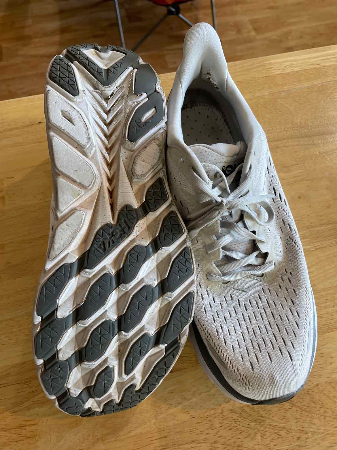 10.5 Hoka Men's Running Shoes