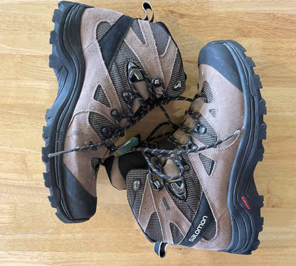 9 Salomon Men's Hiking Boots