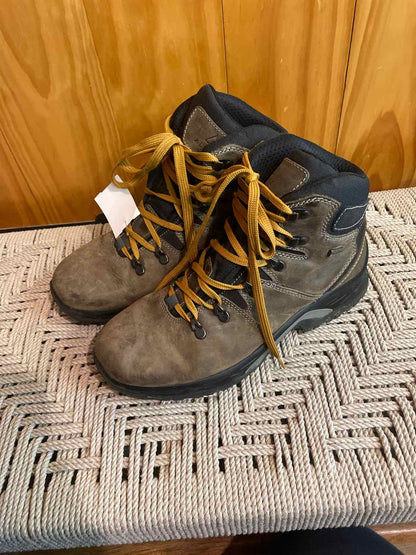 8.5 Alpine Design Men's Shoes