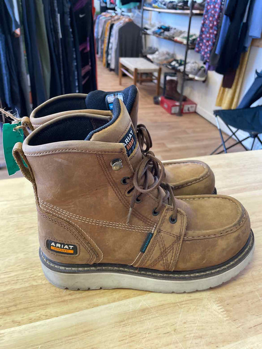 6 Ariat Men's Boots