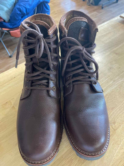 8 Levi's Men's Boots
